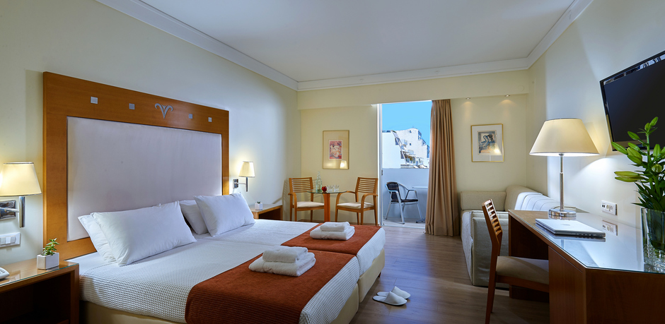 Atrion Hotel Image #2